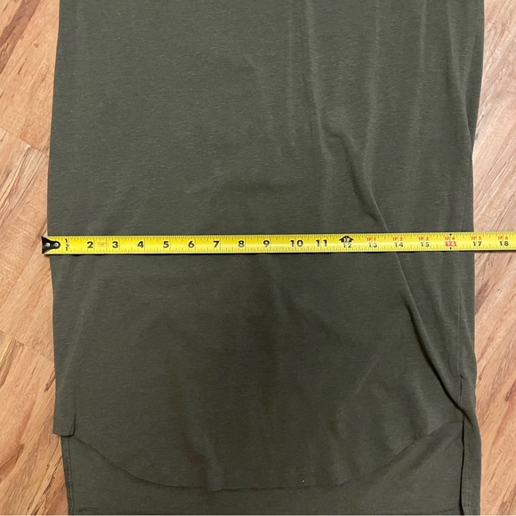 Express Women’s Green High Low Pocket T Shirt Dress - Picture 5 of 10